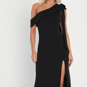 Stepped Out Stunning Black One-Shoulder Mermaid Maxi Dress